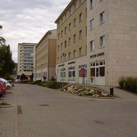 UNI HOTEL DI KOTTHON MISKOLC 3 Magyarorsz g HUF 14171 rt l